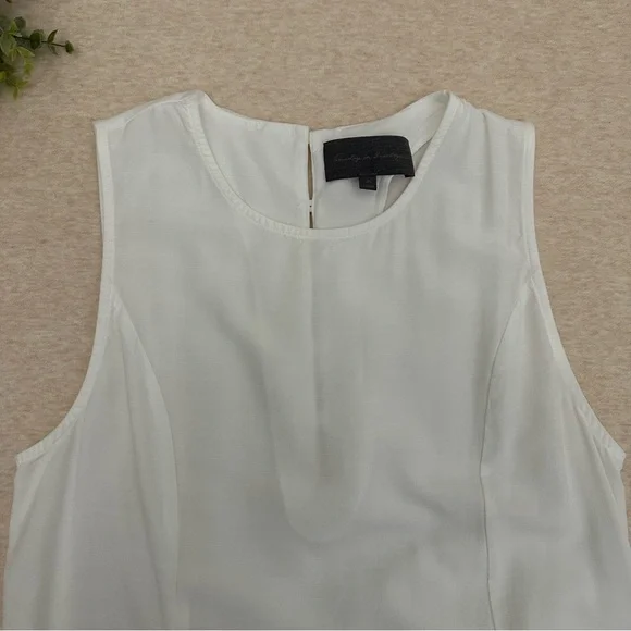 Anthropologie Women’s Sunday in Brooklyn White Sleeveless Tunic Blouse Size M - Picture 11 of 12